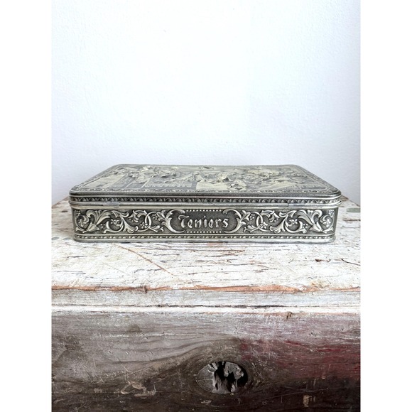 Vintage Teniers 3D Embossed Belgium Tin – 1950s Silvertone Hinged Cookie Box - Picture 4 of 9